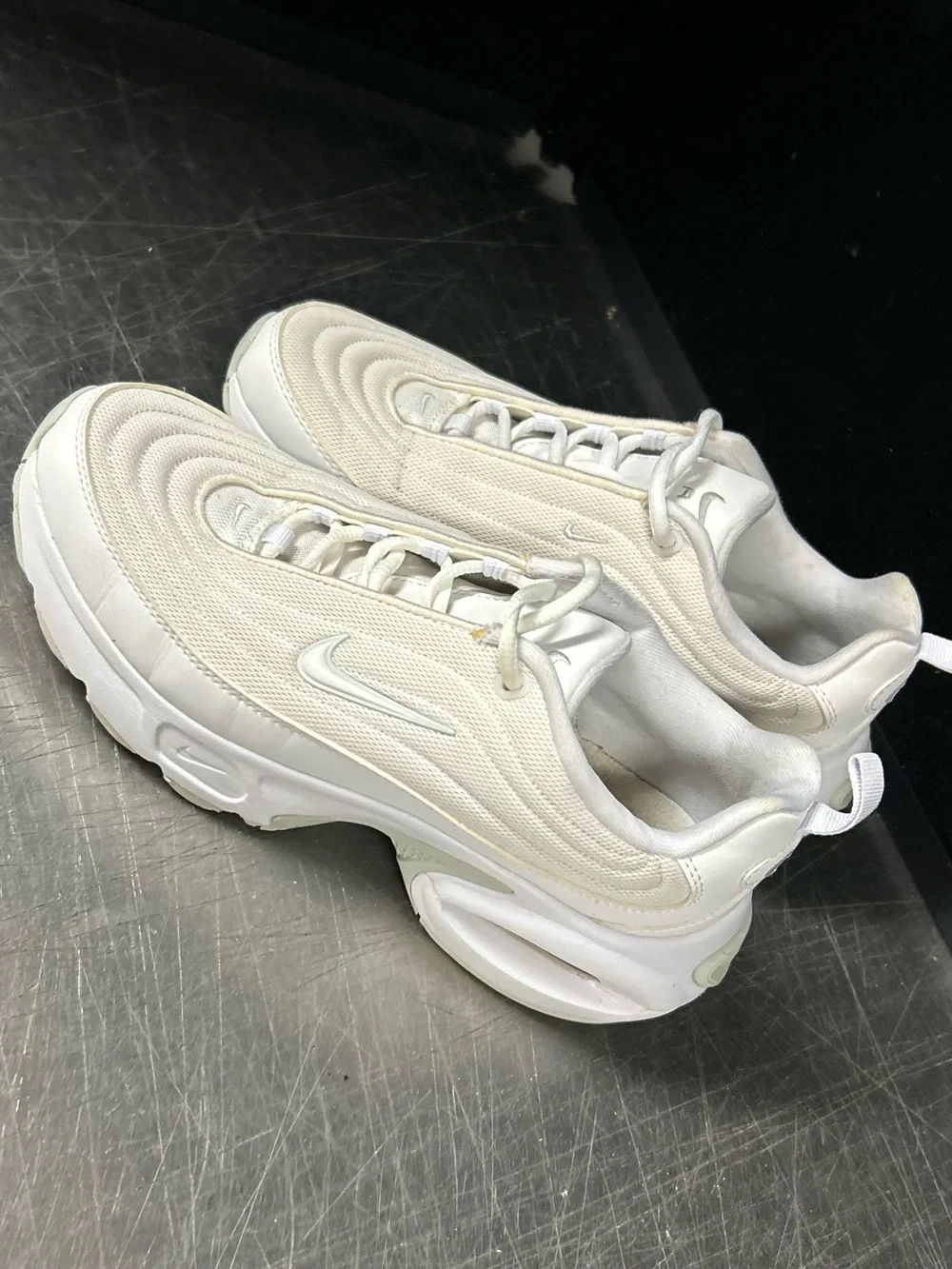 Nike Air Max Size 7.5 Women